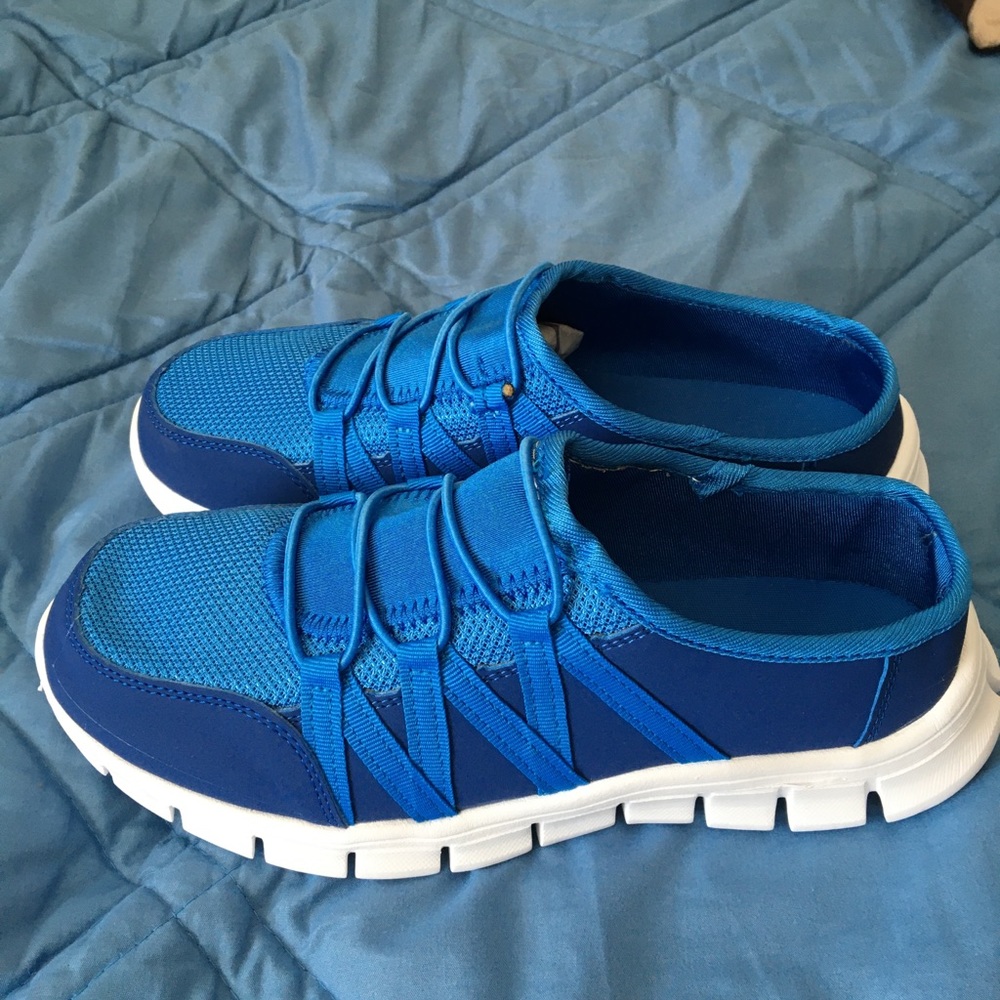 Bungee Sneaker Slip-ons